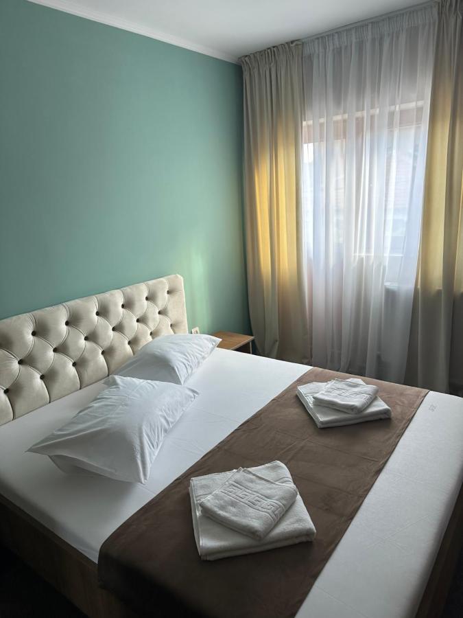 Freedom&Relax Hotel Bodzavásár Kültér fotó
