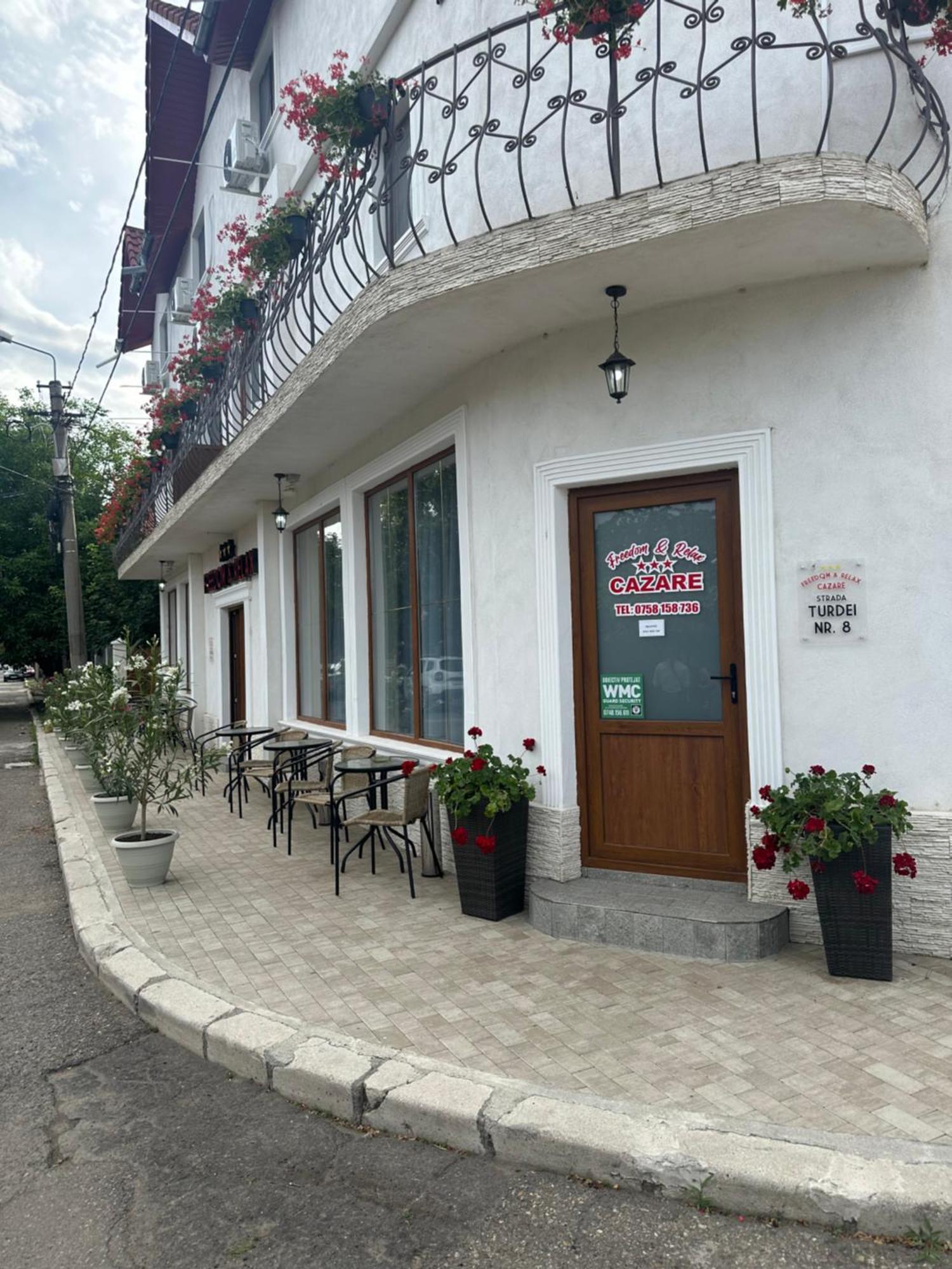 Freedom&Relax Hotel Bodzavásár Kültér fotó
