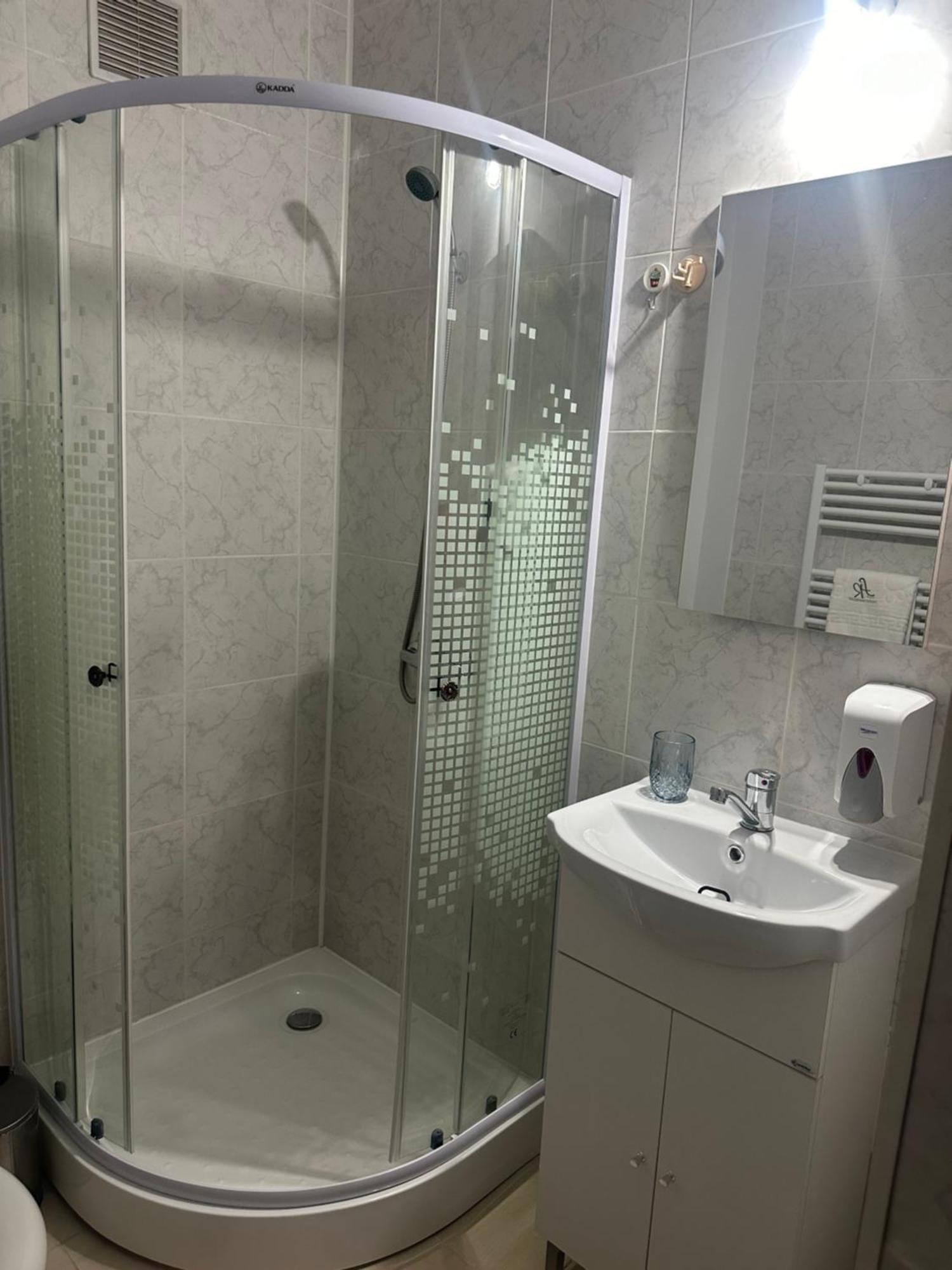 Freedom&Relax Hotel Bodzavásár Kültér fotó